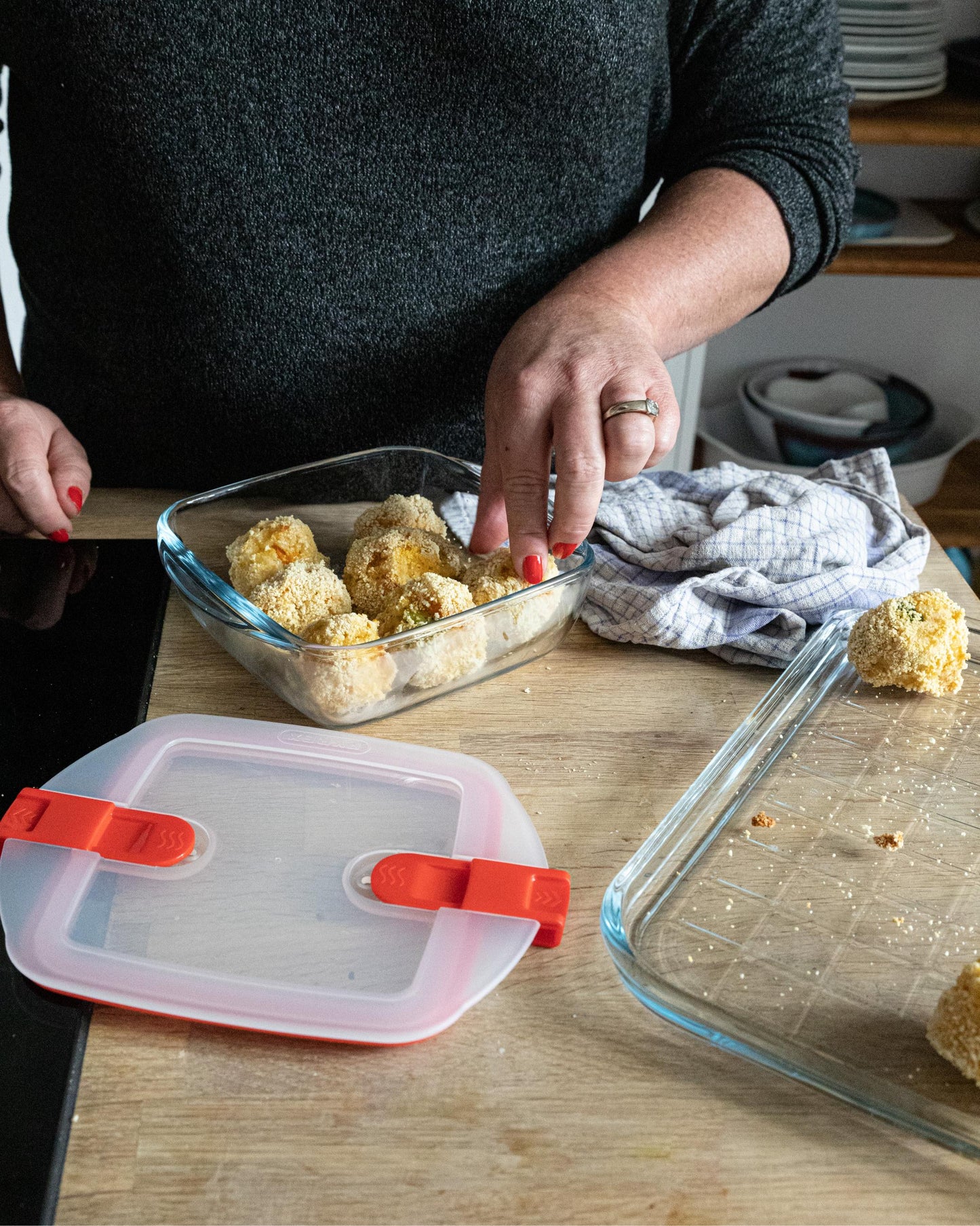 Set of 3 glass lunchboxes with steam valve lid - multi shape -Cook  Heat
